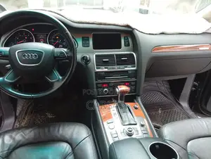 Audi Q7 2014 Black