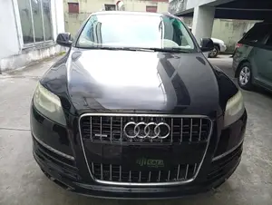 Audi Q7 2014 Black