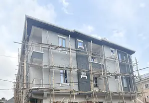 2bdrm Block of Flats in Off Abiodun Street, Shomolu / Shomolu for sale