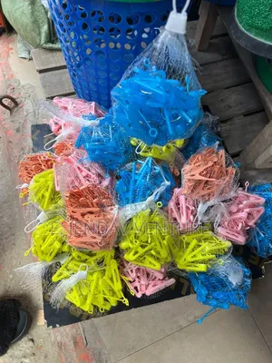 By 20 Clips for Hanging Clothes