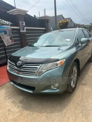 Toyota Sienna 2010 Green