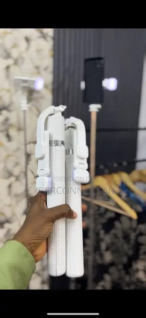 Tripod Stand