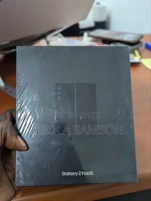 New Samsung Galaxy Z Fold 5 256 GB Blue