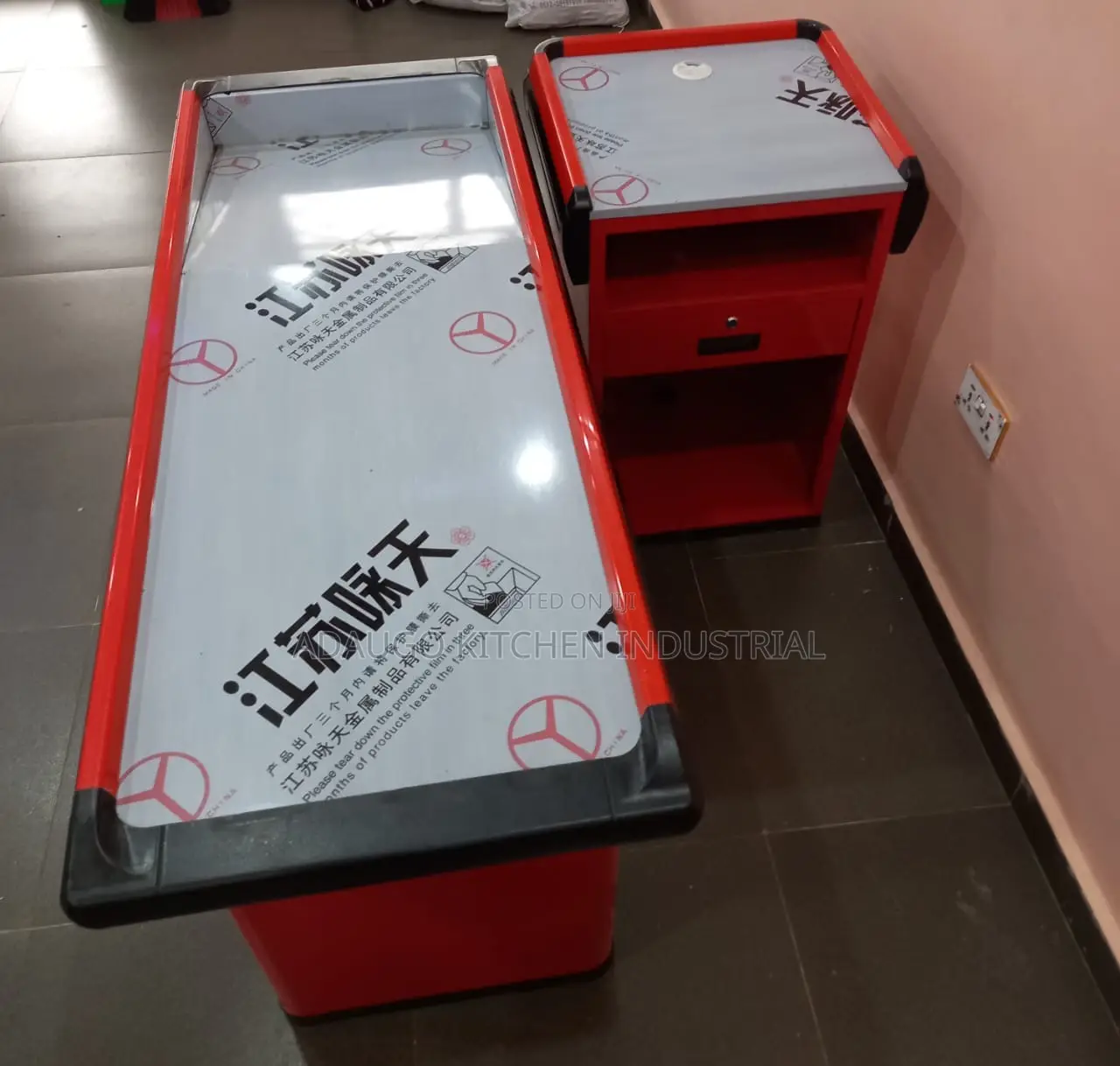 5ft Cash Point Table