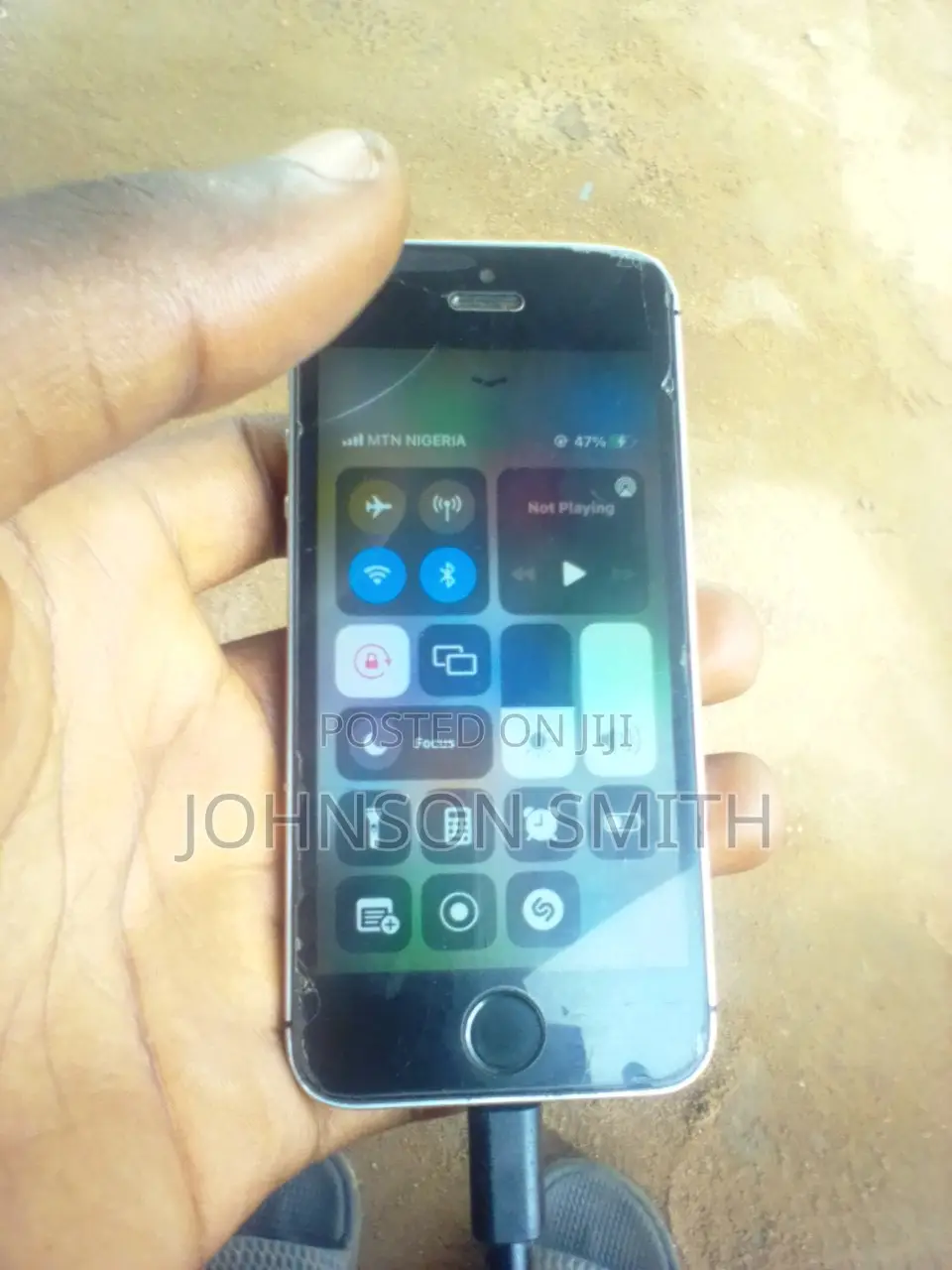 Apple iPhone SE 32 GB Silver