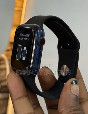 Apple Watch Series 6 - 44mm.