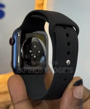 Apple Watch Series 6 - 44mm.
