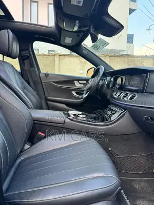 Mercedes-Benz E300 2016 Gray