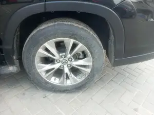 Toyota Highlander 2019 Black