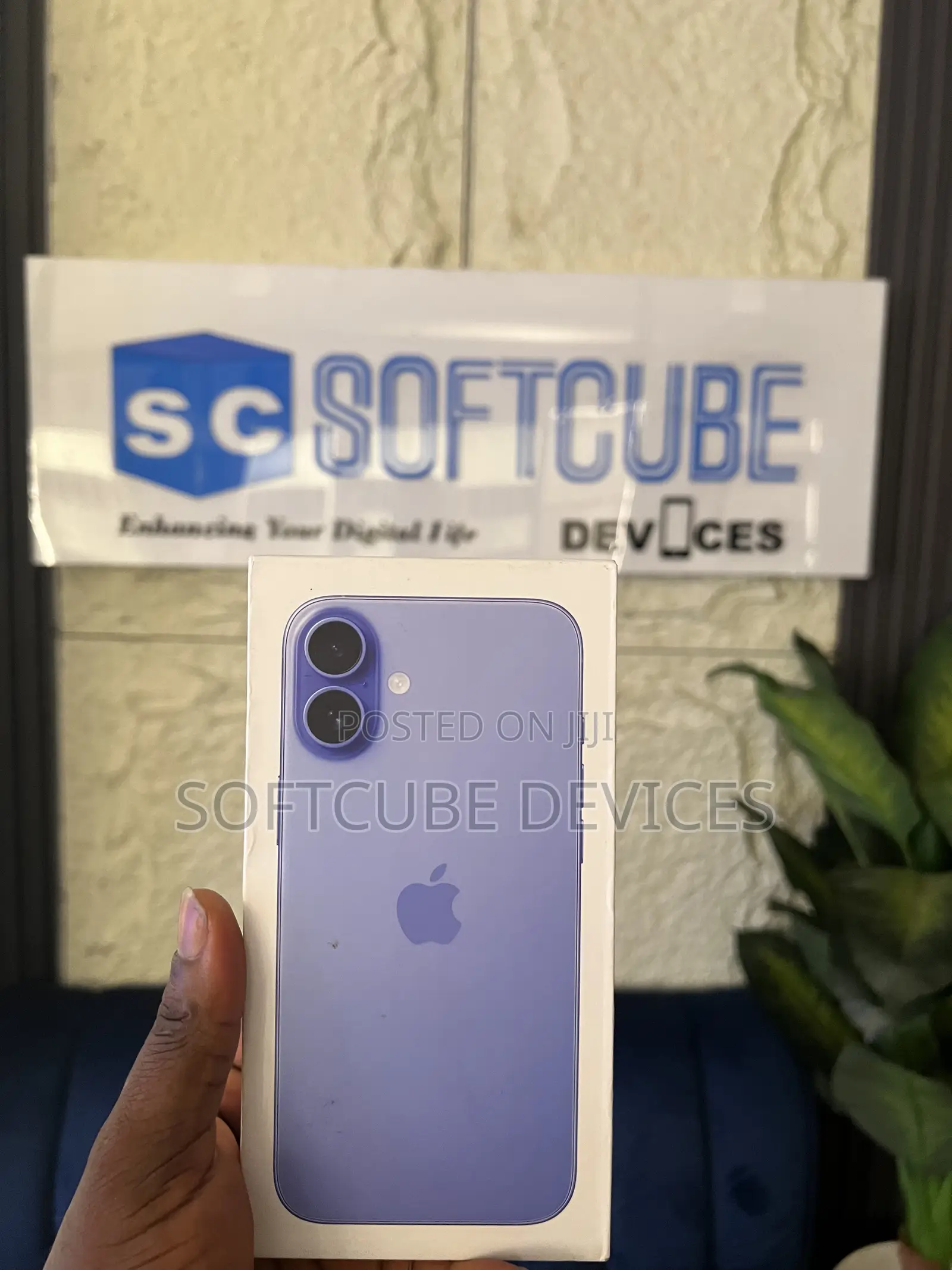 New Apple iPhone 16 Plus 128 GB Blue