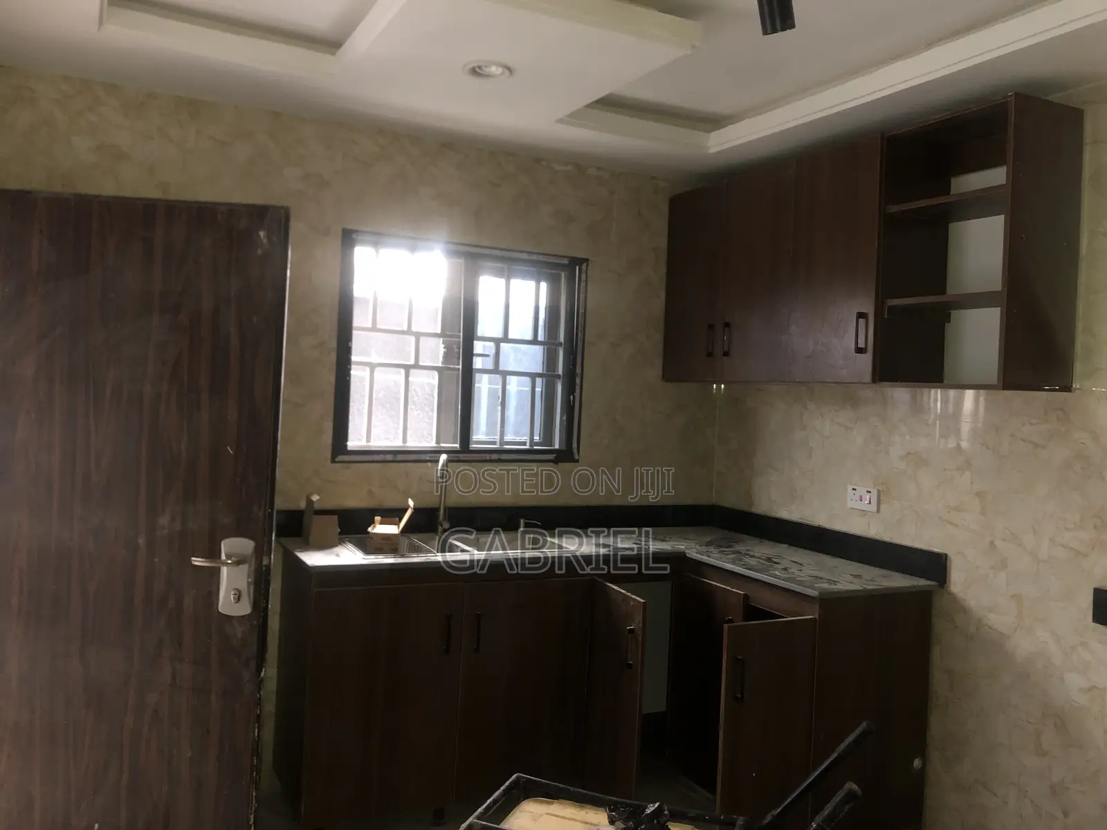 3bdrm Duplex in Scc Ushafa for rent