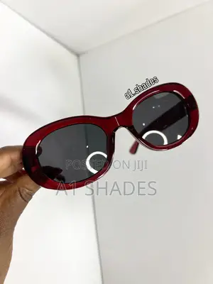 Classic Oval Sunglasses