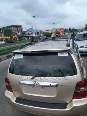 Toyota Highlander 2006 Gold