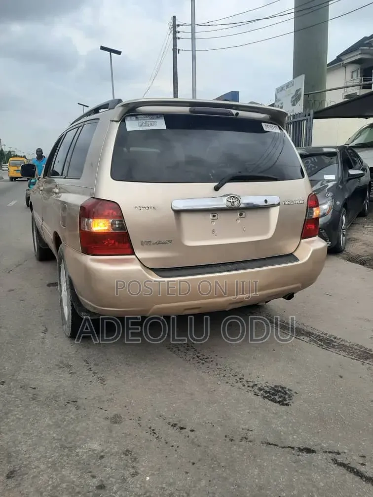 Toyota Highlander 2006 Gold