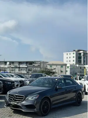 Mercedes-Benz E350 Base 4Matic Sedan AWD (3.5L 6cyl 7A) 2013 Gray