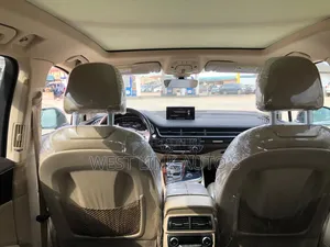 Audi Q7 2017 Blue