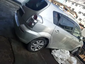 Toyota Corolla 2006 Silver