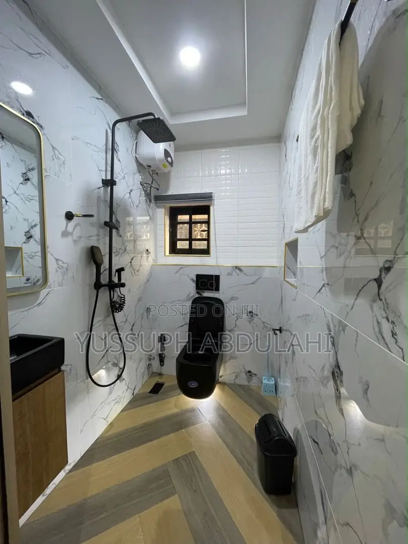 2 Bedrooms Gra Ikeja