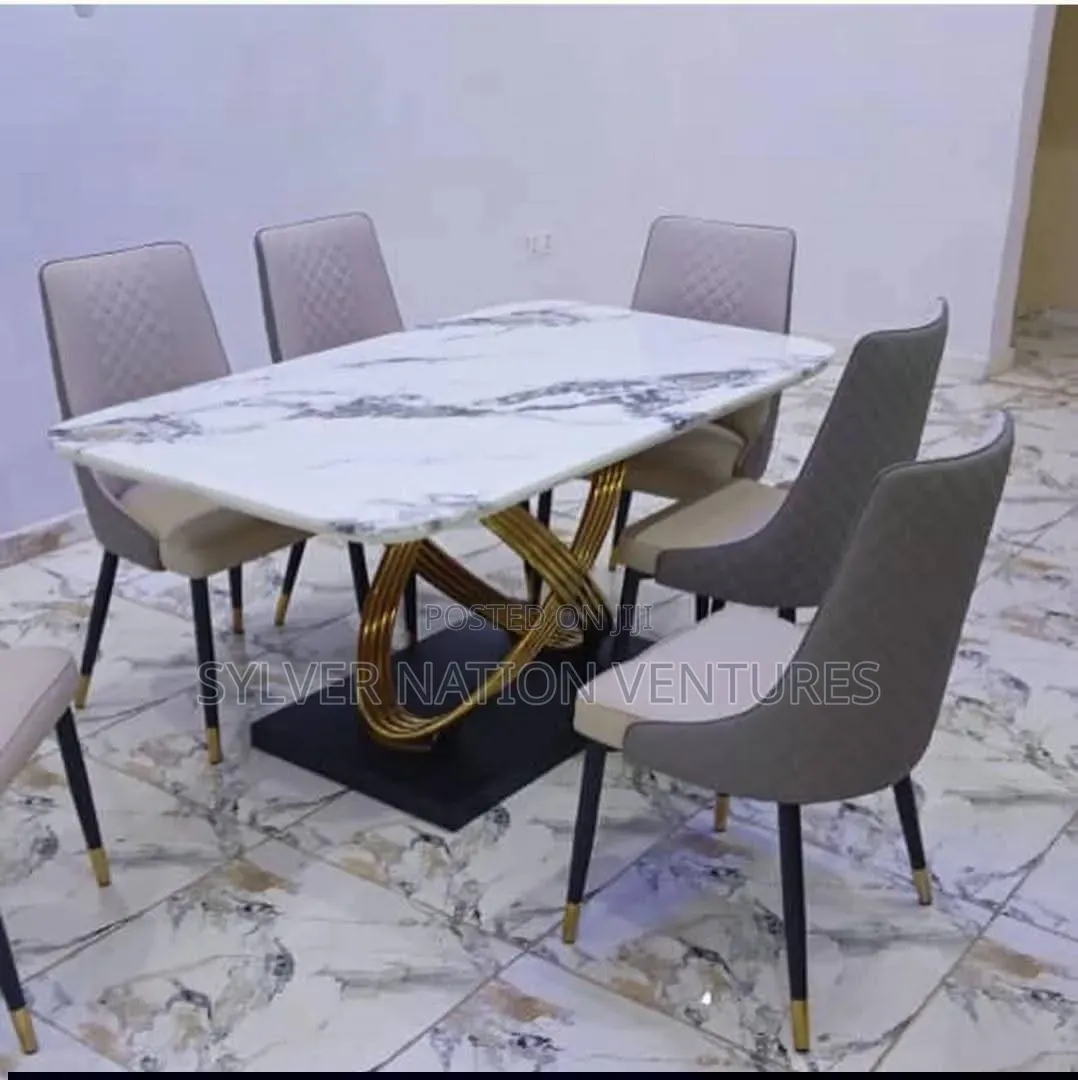 6 Seater Dinning Table