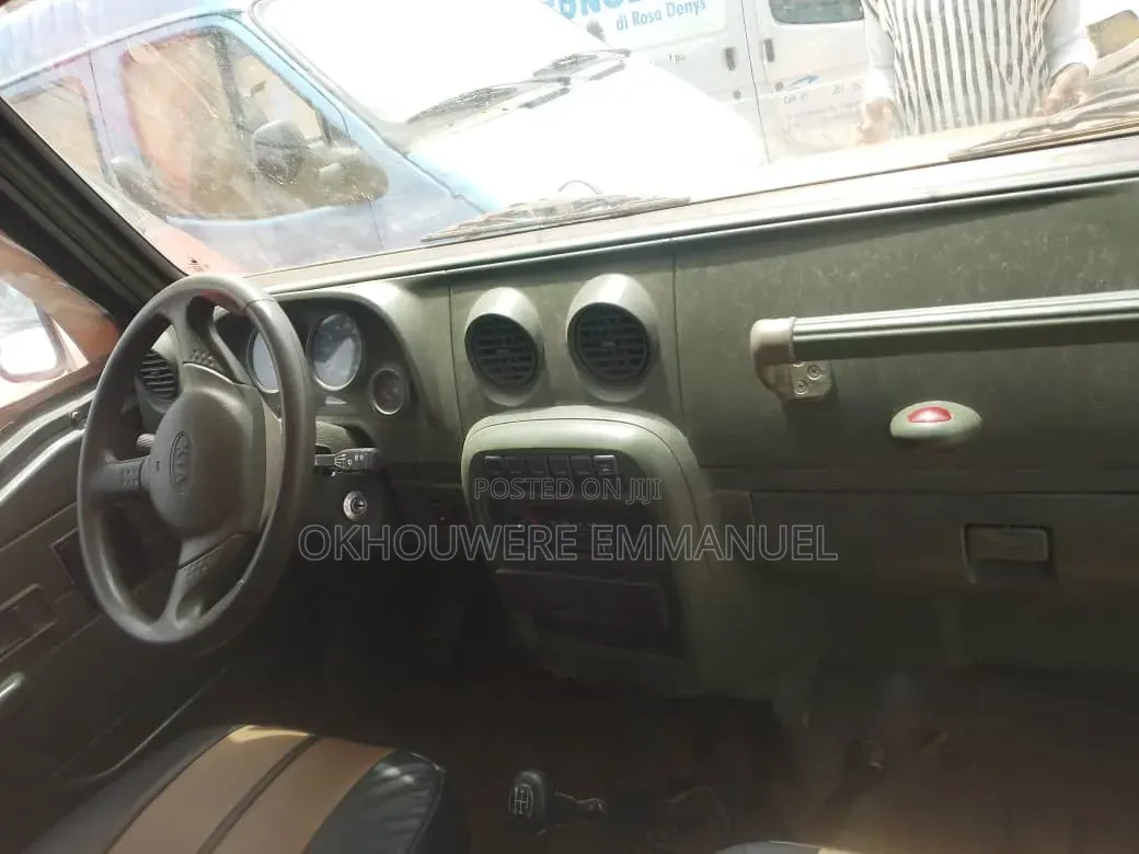 Kia Towner 2000 Green