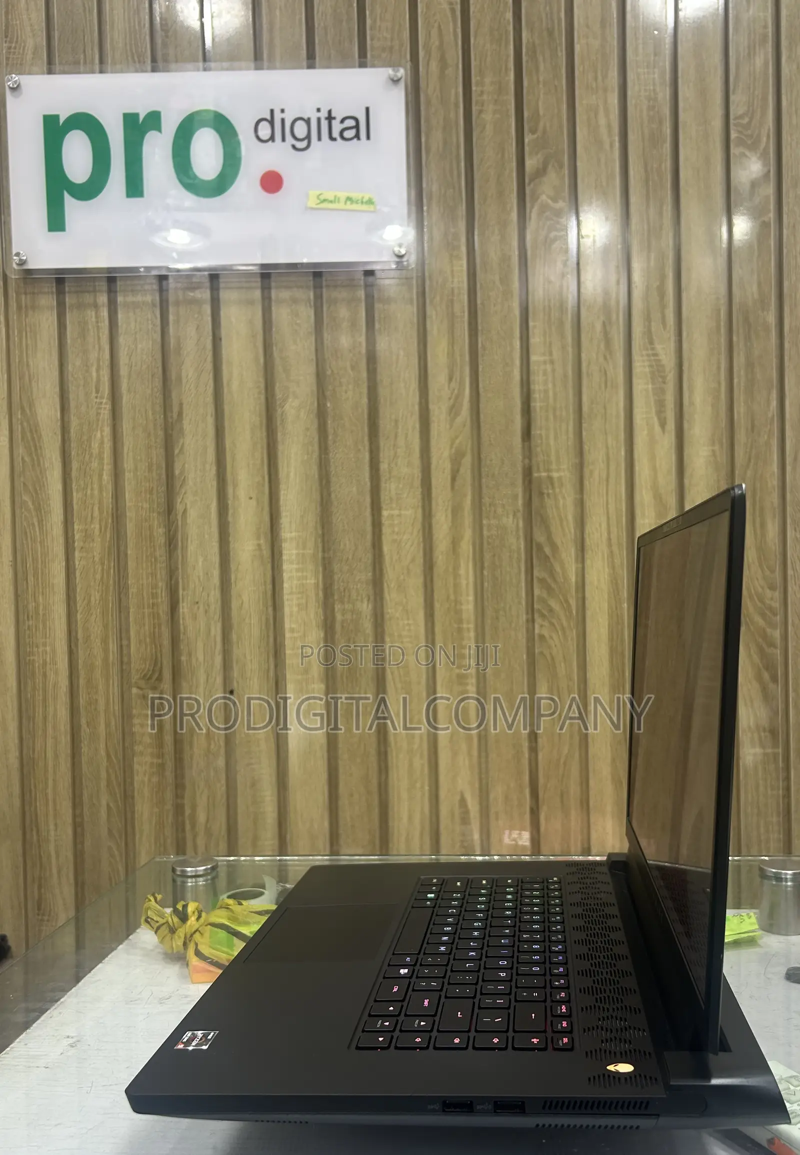 Laptop Dell Allenware M15 R5 32GB AMD Ryzen 9 SSD 1T