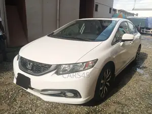 Honda Civic 2015 White