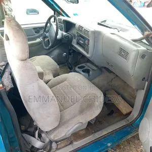 Isuzu Amigo 1997 Blue