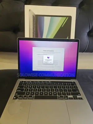 Laptop Apple MacBook Pro 2020 8GB Apple M1 eMMC 256GB