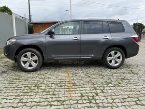 Toyota Highlander Limited 2010 Gray