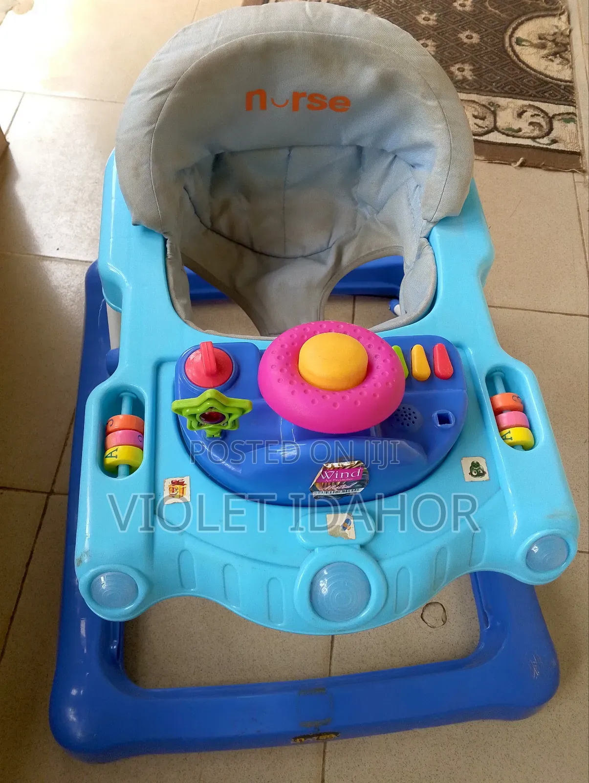 Baby Seater