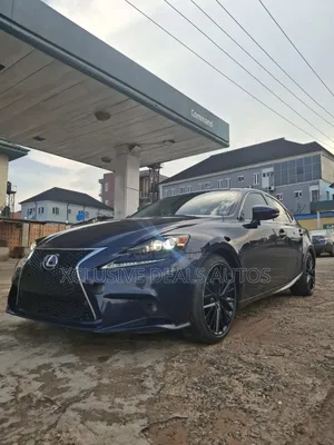 Lexus IS 2015 Blue