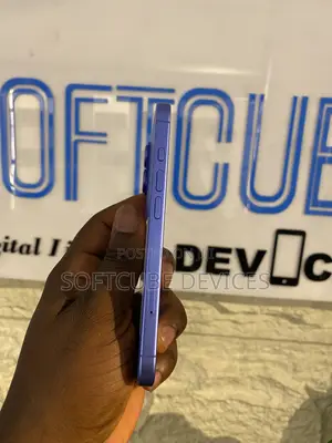 Apple iPhone 16 128 GB Blue