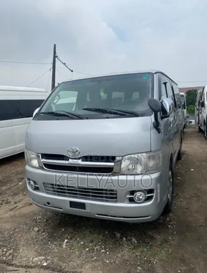 Toyota HiAce 2008 Silver