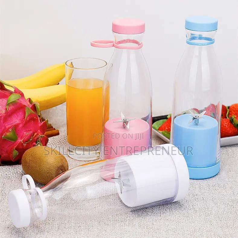 Rechargeable Mini Fruit Juicer
