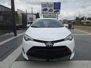 Toyota Corolla 2017 White
