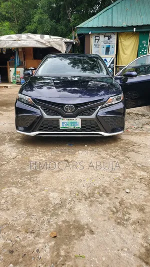 Toyota Camry 2021