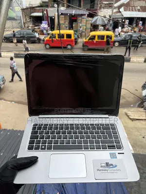 Laptop HP EliteBook 1040 G3 8GB Intel Core i5 HDD+SSD 256GB