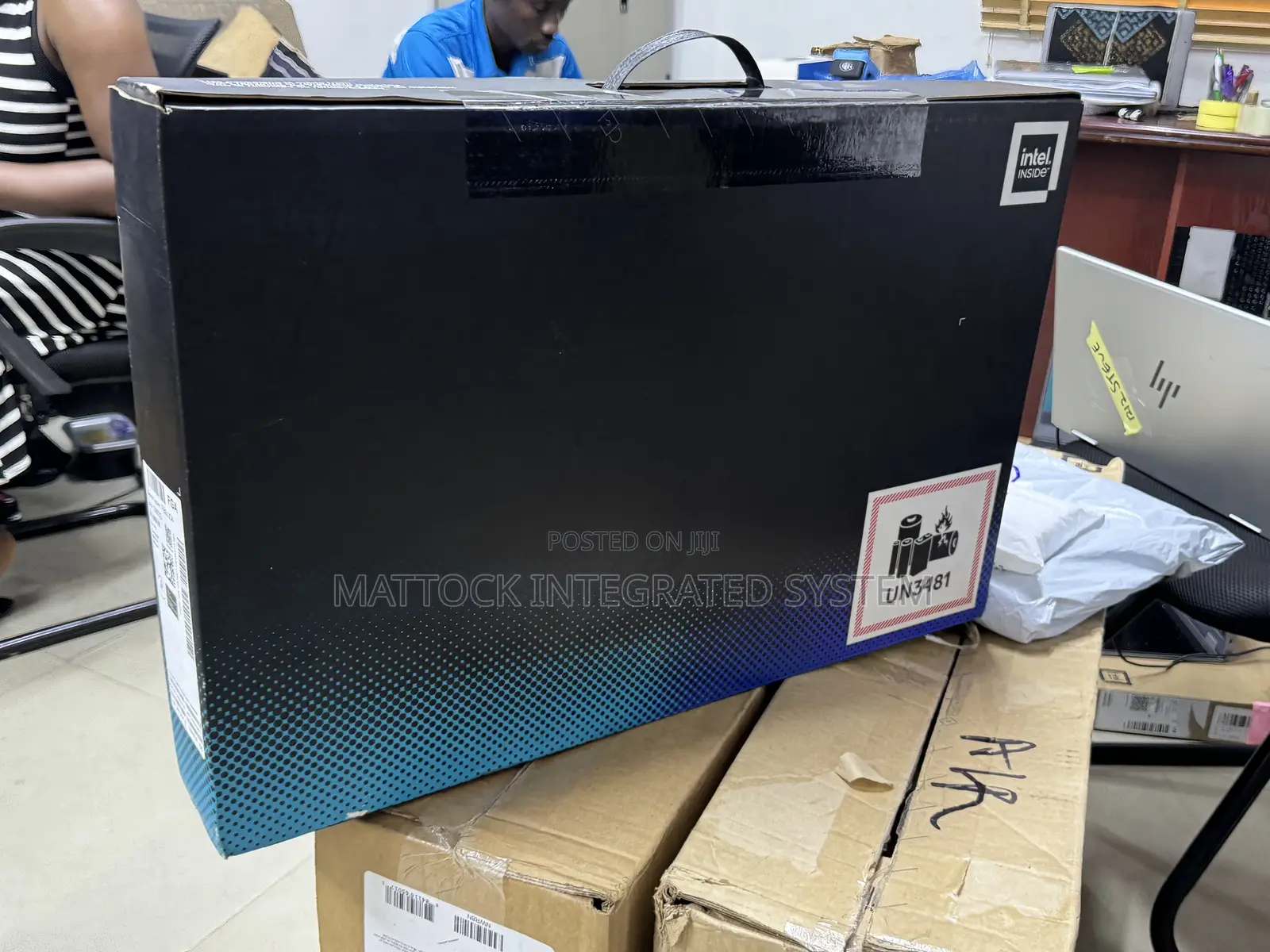 New Laptop Dell 32GB Intel Core Ultra 7 SSD 1T