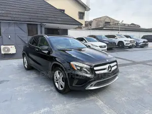 Mercedes-Benz GLA 250 2016 Black