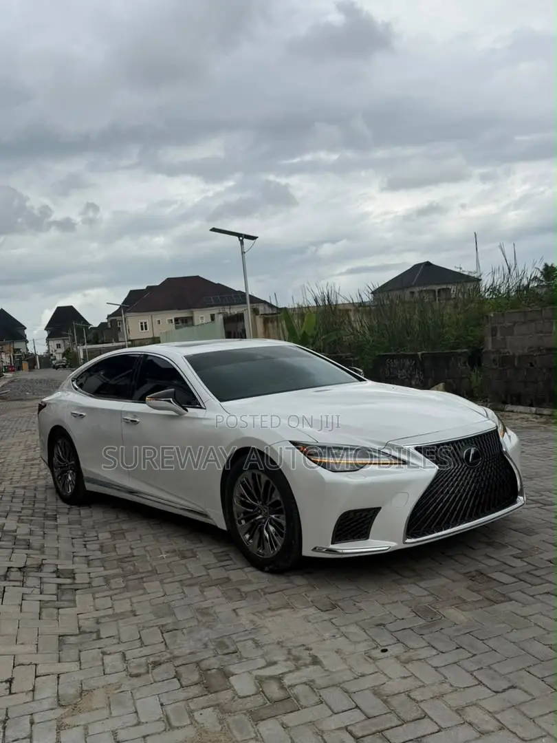 Lexus LS 2022 White