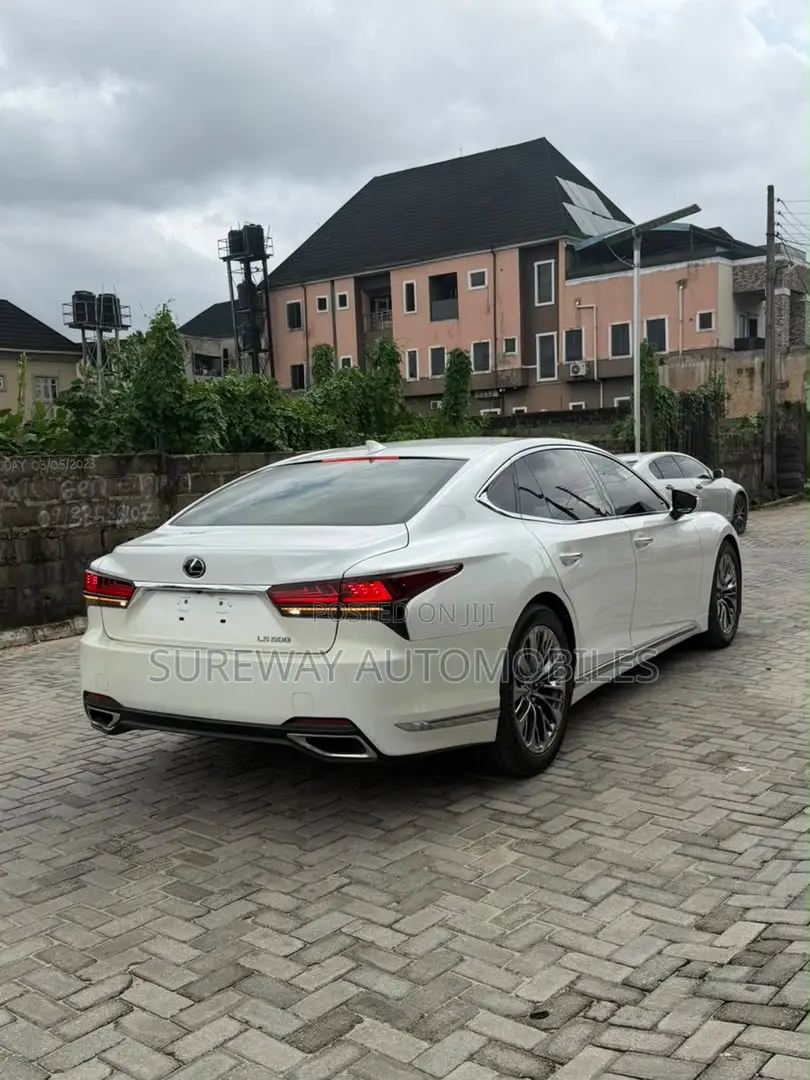 Lexus LS 2022 White