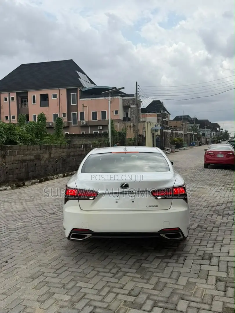 Lexus LS 2022 White
