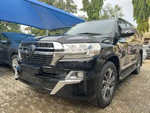Toyota Land Cruiser 5.7 V8 VX-S 2021 Black