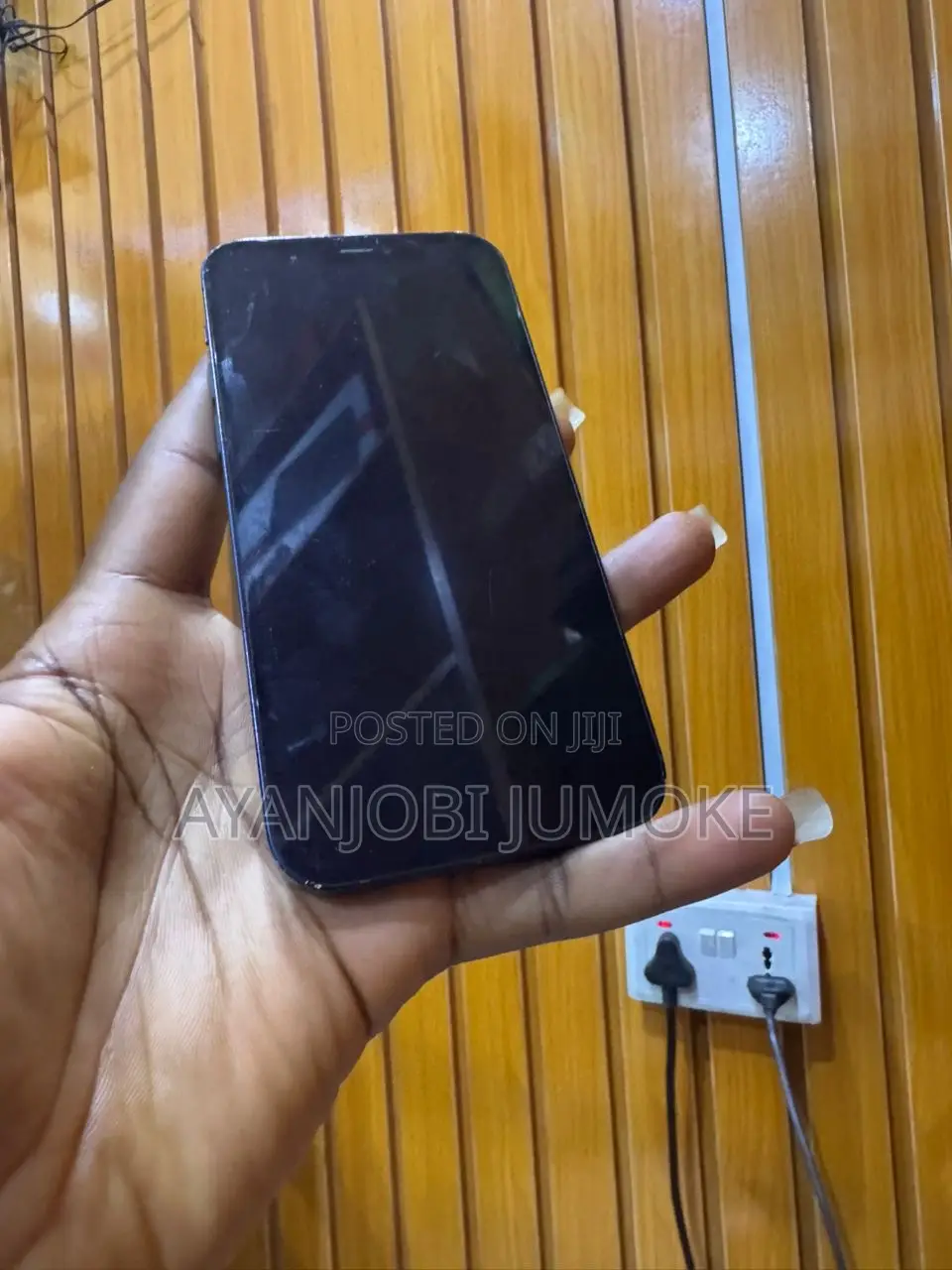 Apple iPhone 12 64 GB Black
