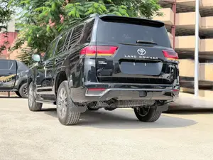 New Toyota Land Cruiser LC300 2025 Black