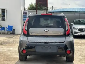 Kia Soul ! 4dr Wagon (2.0L 4cyl 6A) 2015 Gray