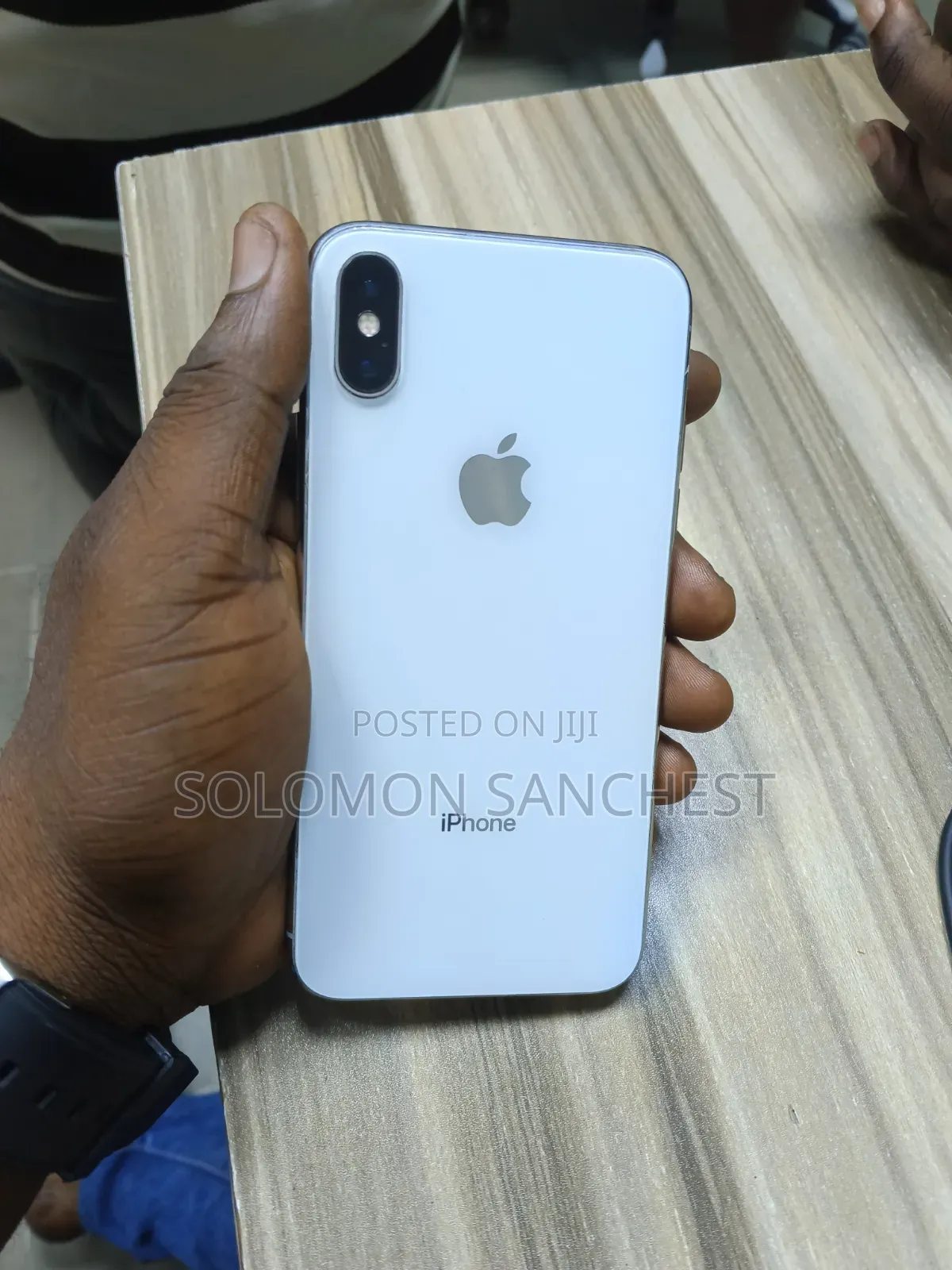 Apple iPhone X 64 GB White