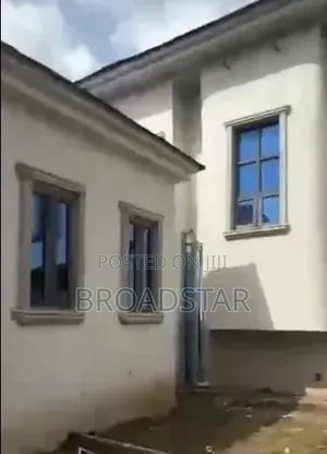 5bdrm Duplex in Life Camp for sale