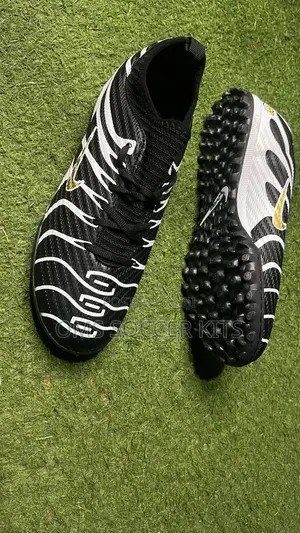 Nike Tm Canvas Boot Stripes (42 45)