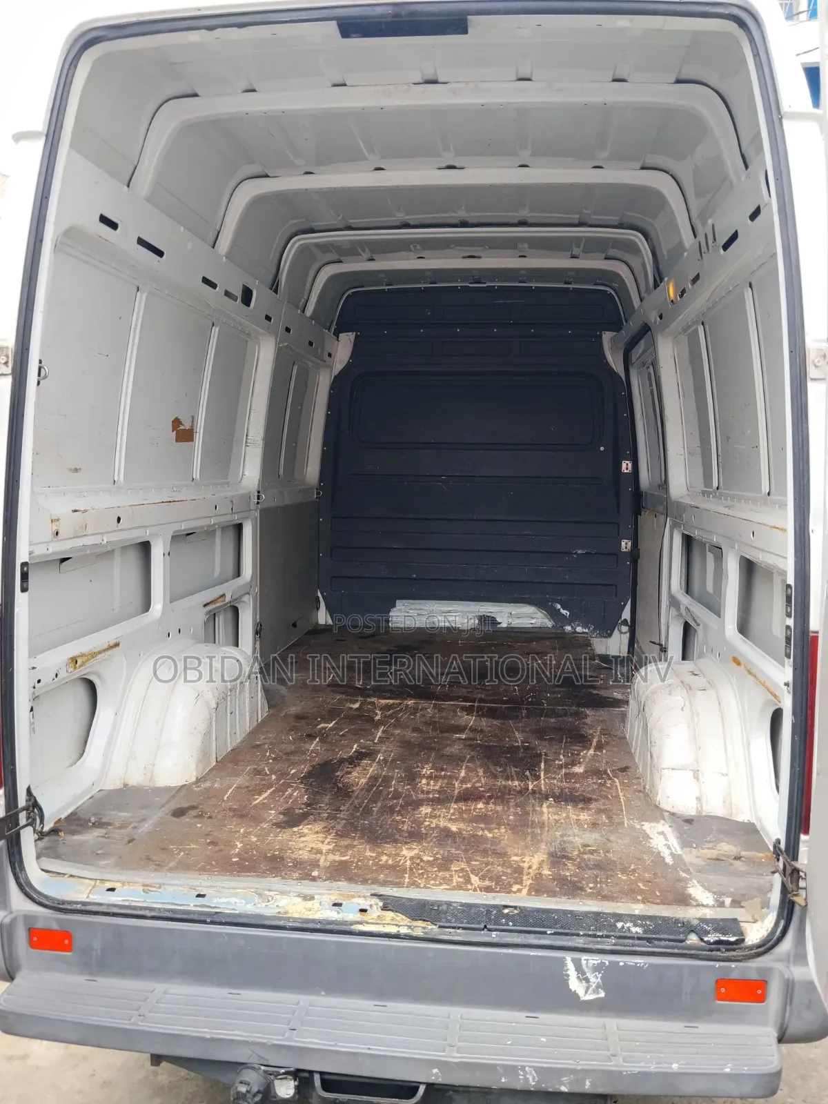 Mercedes-Benz Sprinter 2004 White